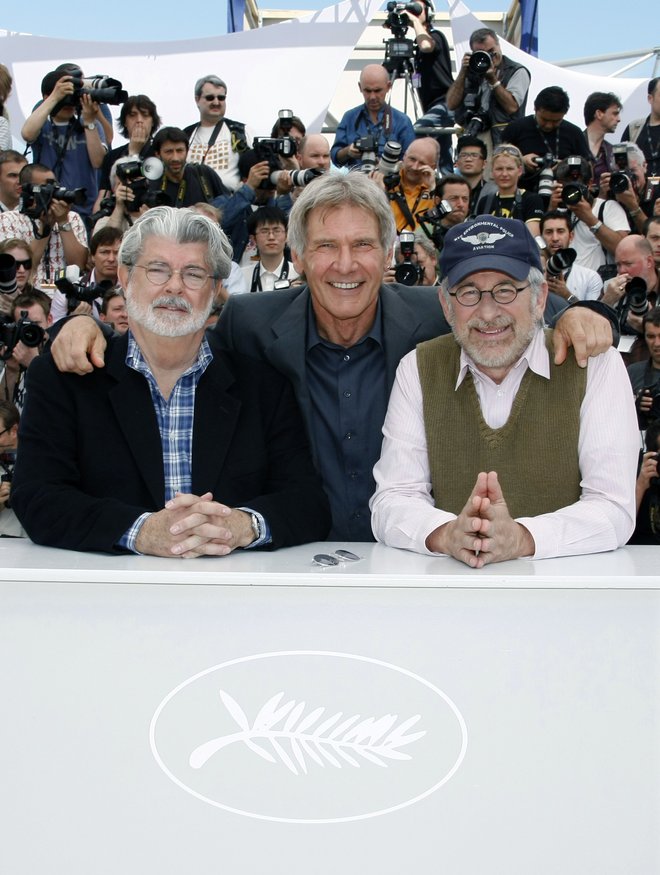 Vse kaže, da bodo George Lucas, Harrison Ford in Steven Spielberg (na fotografiji z leve) kmalu sodelovali pri petem Indiani Jonesu. FOTO: Reuters