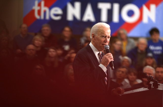 Nekdanji demokratski podpredsednik in sedanji predsedniški kandidat Joe Biden speaks je na republikanski zatožni klopi. Foto Justin Sullivan Afp