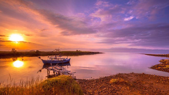 V zalivu Kallonis je voda najtoplejša. FOTO: Intelekta