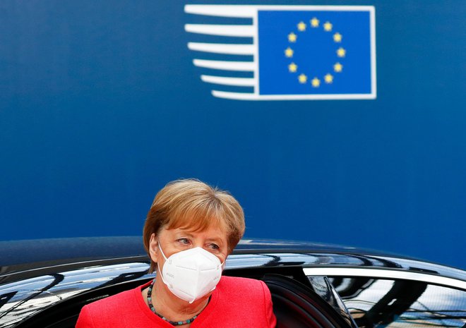 Nemška kanclerka Angela Merkel je najpomembnejša odločevalka na bruseljskem odru. FOTO: Francois Lenoir/AFP
