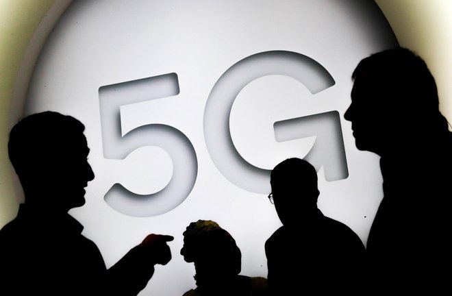 5G je nova generacija mobilnega omrežja. FOTO: Yves Herman/Reuters