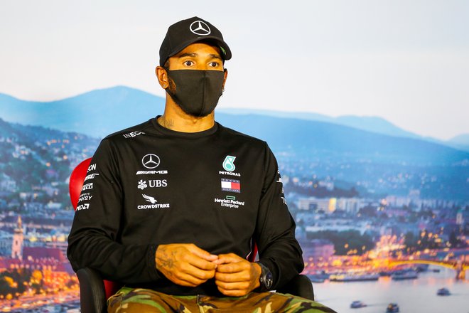 Lewis Hamilton assumiu a liderança na Hungria.  FOTO: Reuters