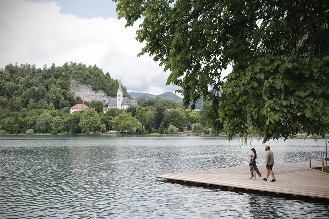 e lani je Slovenija zaradi turističnega navala dobesedno pokala po šivih. FOTO: Uroš Hočevar/Delo