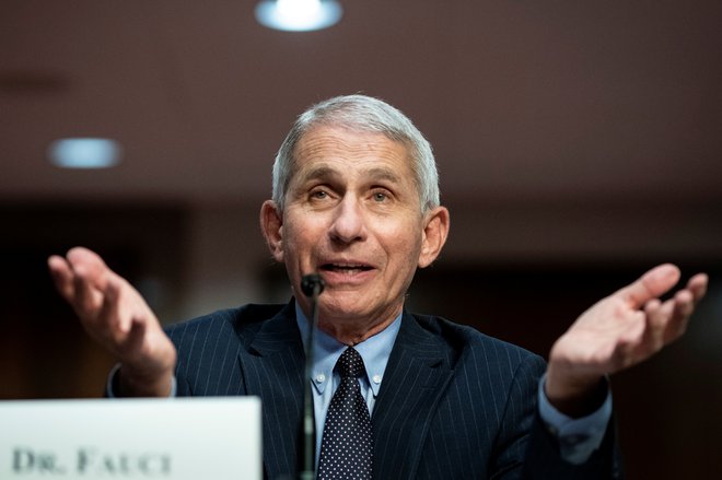 Direktor ameriškega inštituta za alergije in nalezljive bolezni dr. Anthony Fauci. FOTO: Pool Reuters