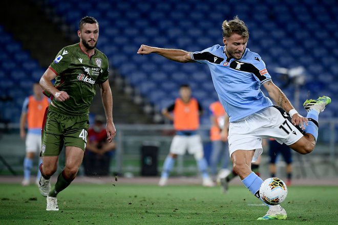 Ciro Immobile je proti Brescii zabil 35. gol v sezoni in zdaj ga le še en loči od rekordnega dosežka Gonzala Higuaina. FOTO: Filippo Monteforte/AFP