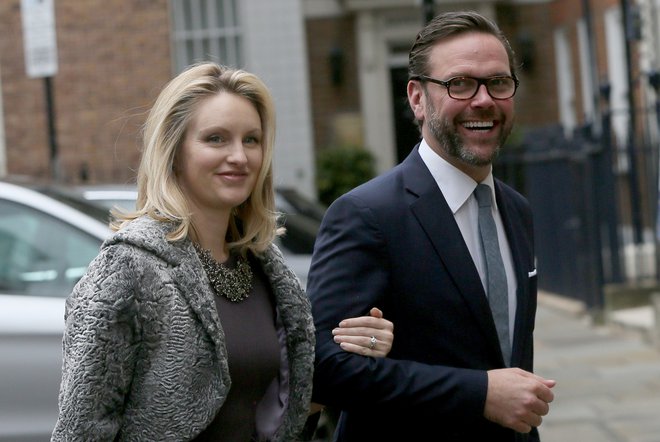 James Murdoch s soprogo Kathryn Hufschmid. FOTO: Neil Hall/Reuters