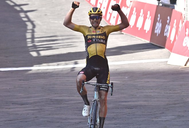 Klubski tovariš Primoža Rogliča Wout van Aert je najhitreje prekolesaril bele ceste. FOTO: Marco Bertorell/AFP