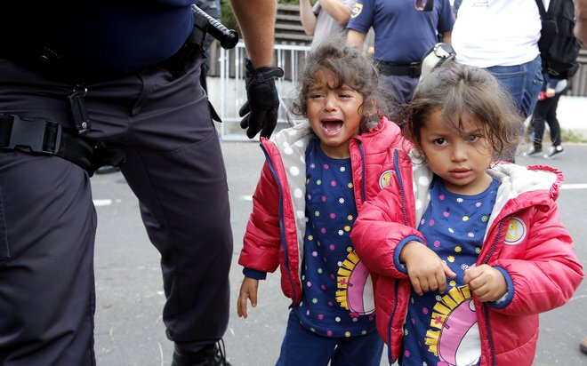 V 2019 je Policija obravnavala trinajst kaznivih dejanj trgovine z ljudmi, letos že 29. Foto: Matej Družnik/Delo