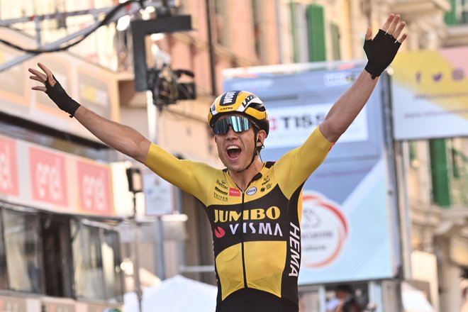 Wout van Aert je dobil pomebno dirko. FOTO: Marco Bertorello/AFP