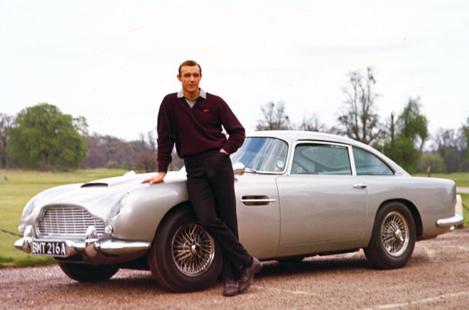 Sean Connery kot James Bond v filmu <em>Goldfinger </em>iz leta 1964. FOTO: Dokumentacija Dela