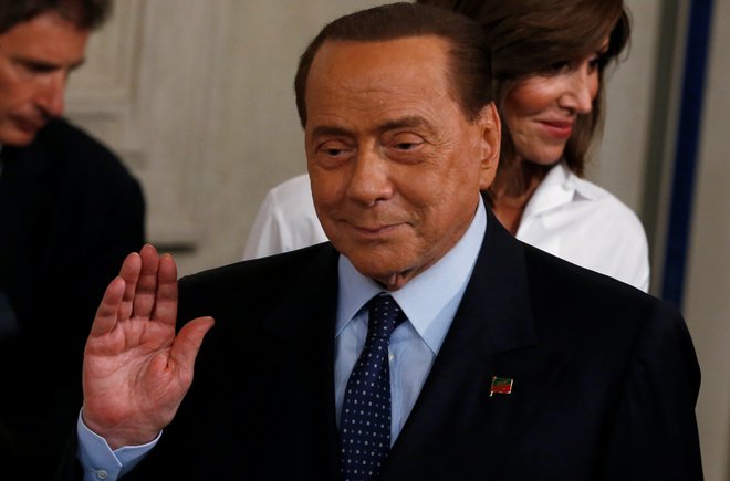 Tudi če <strong>Silvio Berlusconi </strong>nima več realne možnosti, da se povzpne na oblast, lahko še vedno vpliva na razvoj dogodkov. Foto Ciro De Luca/Reuters