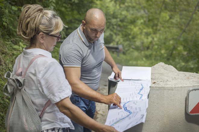 Jure Šimic, vodja projekta srednjesavskih elektrarn pri HSE, pravi, da akumulacija ni le energetika, je urejanja celotnega območja in dodana vrednost ljudem, ki tam živijo. Foto: Leon Vidic/Delo