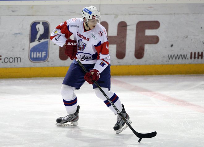 Reprezentančni branilec Miha Štebih se je po pisani karieri na tujem odločil za vrnitev v Slovenijo. FOTO: Tadej Regent/Delo