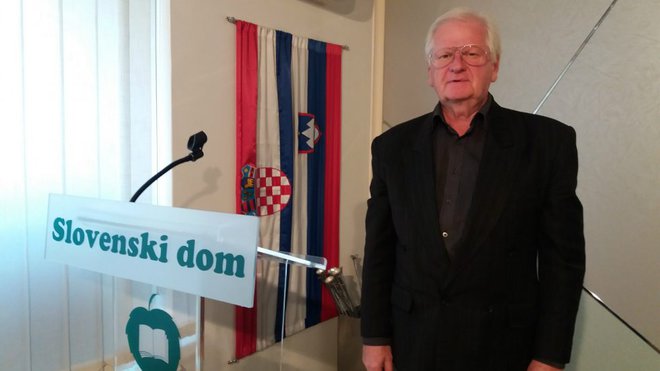 &raquo;Slovenska skupnost v Zagrebu in na Hrvaškem je absolutno razprta med Slovenijo in Hrvaško.To je ta naša dvojnost, ki izvira iz nacionalne pripadnosti, kulturne samobitnosti in ljubezni do slovenskega jezika, &laquo; pravi Darko Šonc, predsednik Kulturno-prosvetnega društva Slovenski dom Zagrebu. FOTO: Dejan Vodovnik/Delo