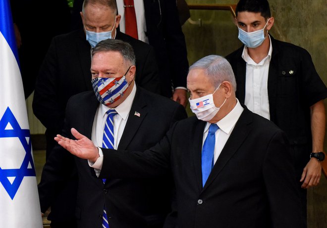 Ameriškega državnega sekretarja Mika Pompea je v Jeruzalemu gostil izraelski premier Benjamin Netanjahu. Foto Debbie Hill/Reuters