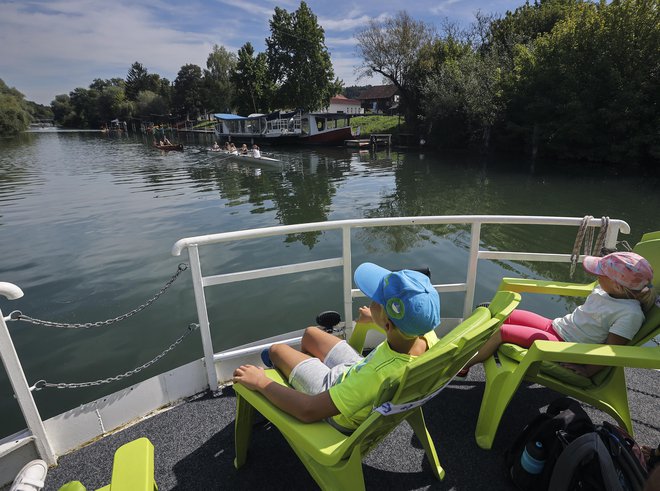 Kaj bo prinesla jesenska sezona ljubljanski hotelirji še ne vedo, saj so za zdaj vsi večji dogodki že odpovedani. Turizem in hotelirji tako plujejo v nezano. Foto Jože Suhadolnik