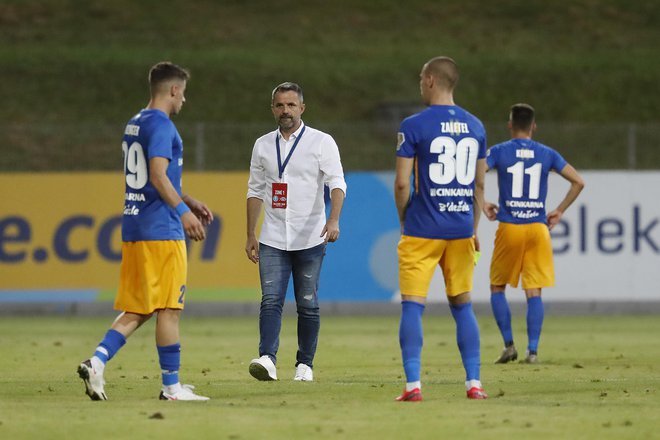 Pred Dušanom Kosićem in njegovimi igralci je zdaj nadaljevanje sezone v kvalifikacijah za evropsko ligo.<br />
FOTO: Leon Vidic/Delo