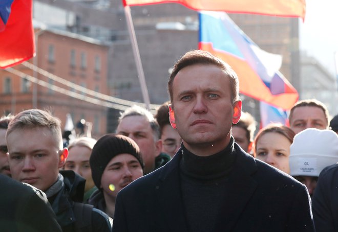 Aleksej Navalni je trn v peti že več kot dve desetletji nespornega gospodarja Rusije Vladimirja Putina. FOTO: Šamil Žumatov/Reuters