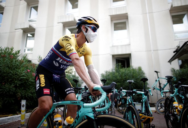 Primož Roglič kot prvi favorit začenja 107. Tour de France. FOTO:&nbsp; Benoit Tessier/Reuters