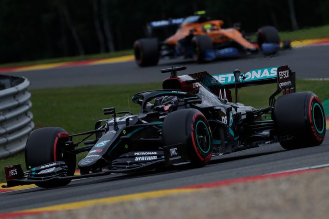 Lewis Hamilton potrjuje svojo kakovost tudi v Belgiji. FOTO: Stephanie Lecocq/AFP