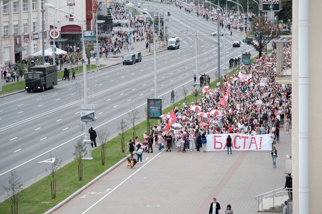Belorusko ministrstvo za notranje zadeve je državljane opozorilo, naj se ne udeležujejo nedovoljenega protestnega shoda, in zagrozilo z nasiljem. FOTO: Belapan/Reuters