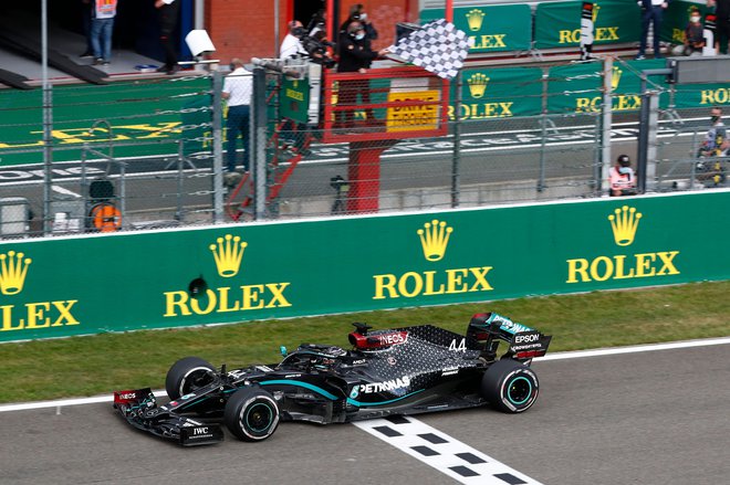 Lewis Hamilton neustavljivo drvi k četrtemu zaporednemu in skupno sedmemu naslovu svetovnega prvaka v formuli 1. FOTO: Francois Lenoir/AFP