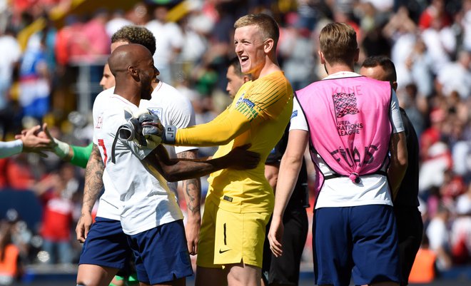 Jordan Pickford foi o herói da Inglaterra na corrida pelo 3º lugar na Liga das Nações.  FOTO: AFP