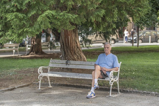 Družbena odgovornost žal še ni postala nova prevladujoča rutina. Neoliberalna ekonomija daje korist enemu odstotku, omogoča šest dolarjev na dan samo 15 odstotkom človeštva, torej 85 odstotkov nima kupne moči za potrebe neoliberalnega kapitala, pravi ddr.