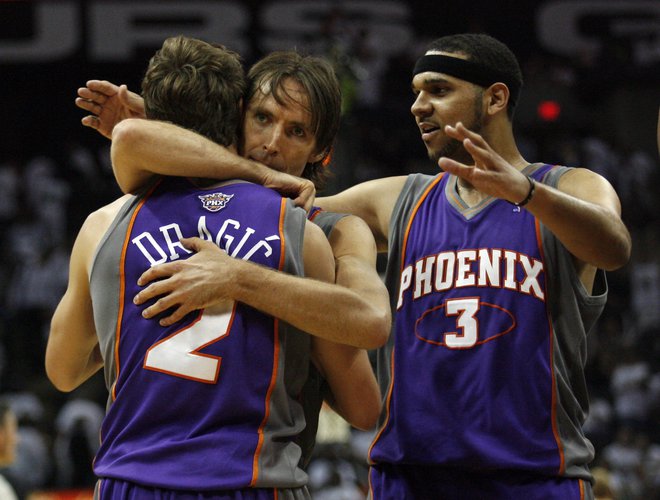 Steve Nash in Goran Dragić sta bila soigralca pri Phoenixu. FOTO: Mike Stone/Reuters