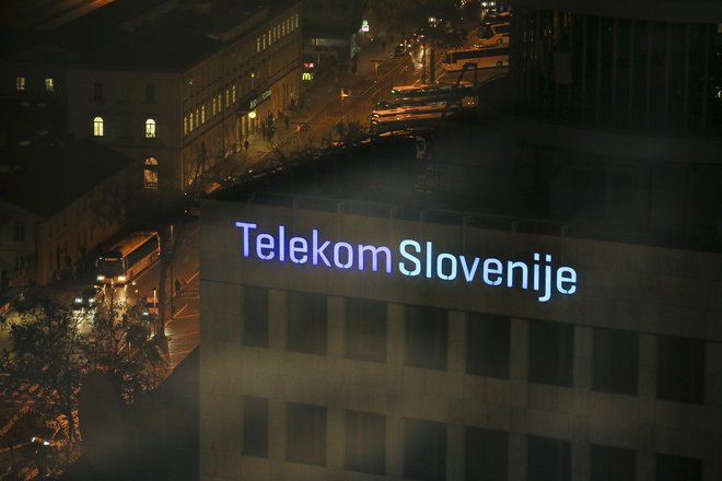 Telekom Slovenije je prisiljen v hujšanje, razen podružnice Ipko na Kosovu so prodali vsa hčerinska telekomunikacijska podjetja. FOTO: Jože Suhadolnik/Delo