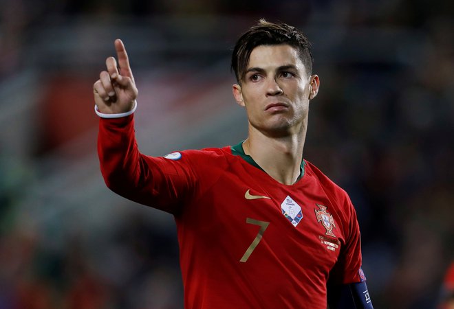 Cristiano Ronaldo ima poškodovan prst na nogi. FOTO:&nbsp;Pedro Nunes/ Reuters