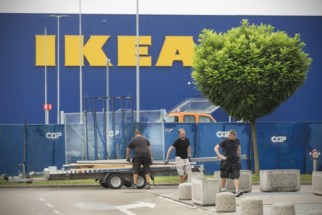 Slovenska Ikea bo svoja vrata najverjetneje odprla spomladi. FOTO: Jure Eržen/Delo