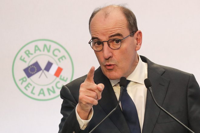 Premier Jean Castex pojasnjuje, kako naj bi se Francija spopadla s krizo, ki jo je povzročil covid-19. &nbsp; &nbsp;<br />
Foto: Ludovic Marin/Afp