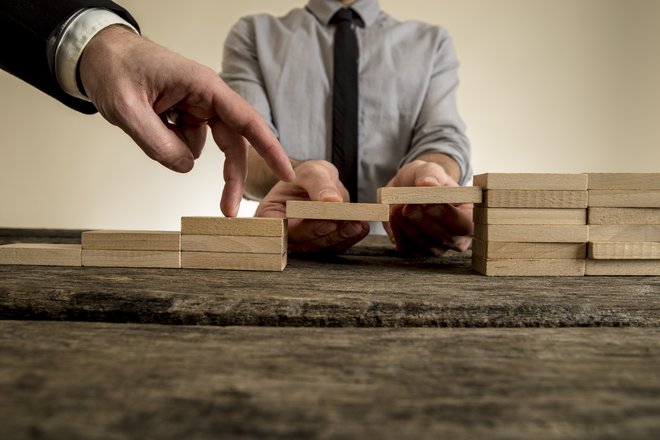 Tehnično močne kadre z željo po vodenju v Cosylabu izurijo v mentorje, dobijo svojo ekipo in skupaj delajo na določenem tehnološkem področju. FOTO: Shutterstock