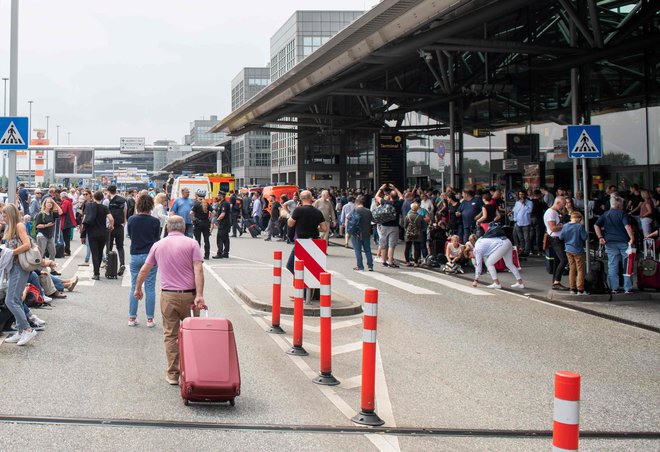 Letališče v Hamburgu ima v povprečju vsako nedeljo po dvesto dohodnih in odhodnih letov. FOTO: AFP