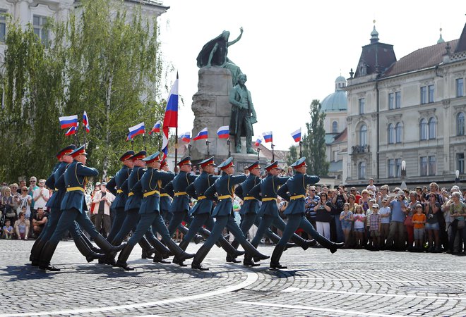 Nastop ruskih gardistov v Ljubljani leta 2014. FOTO AleŠ Černivec