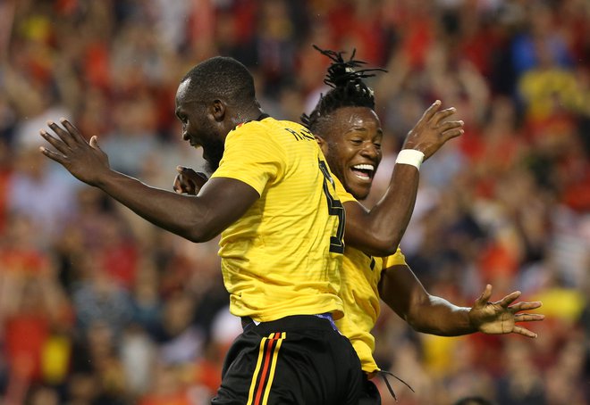 Belgija (na fotografiji Michy Batshuayi in Romelu Lukaku) sodi celo med tihe favorite za zaključne boje. Foto Reuters