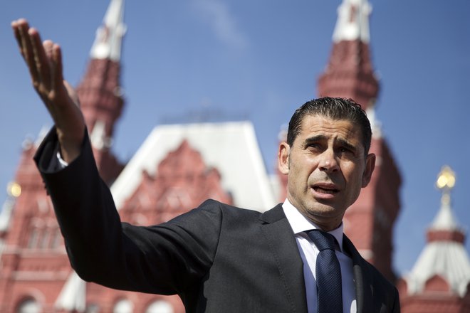 Fernando Hierro je vskočil na selektorsko mesto. Foto Pavel Golovkin/AP