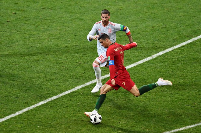 Cristiano Ronaldo je po enkrat zadel z bele točke, iz prostega strela in iz igre. Foto Jonathan Nackstrand/AFP