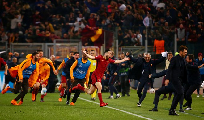 Roma je povratno tekmo četrtfinala lige prvakov proti Barceloni dobila s 3:0.
