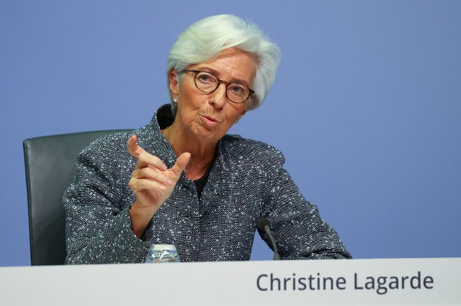 Finančni svet bo danes pozorno prisluhnil besedam predsednice ECB Christine Lagarde.&nbsp; Foto Kai Pfaffenbach Reuters