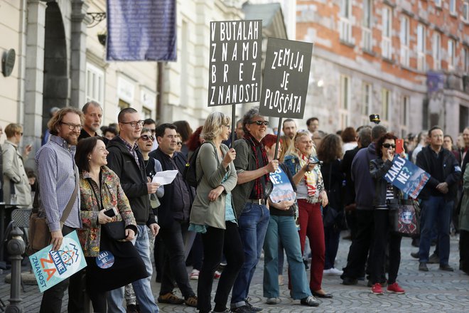 Shod za znanost, ki so se ga udeležili slovenski raziskovalci in znanstveniki. FOTO:&nbsp;Leon Vidic/Delo