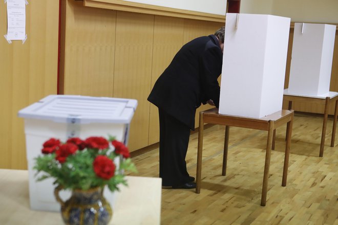 2. krog predsednikih volitev. Kamnik, 12. november 2017
[volitve,predsednike volitve,voliča,Kamnik]
