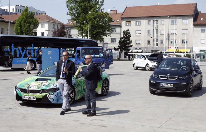 V Ljubljani so vozila in letalo na vsa alternativna goriva.