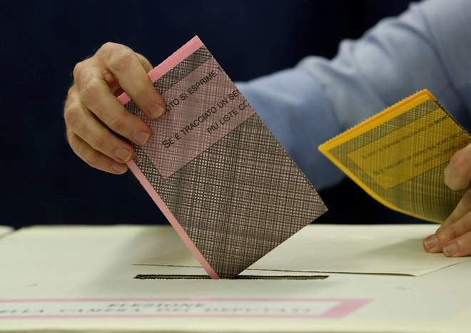 Deželne volitve v Furlaniji - Julijski krajini bodo potekale manj kot dva meseca po italijanskih parlamentarnih volitvah. FOTO: Stefano Rellandini/Reuters