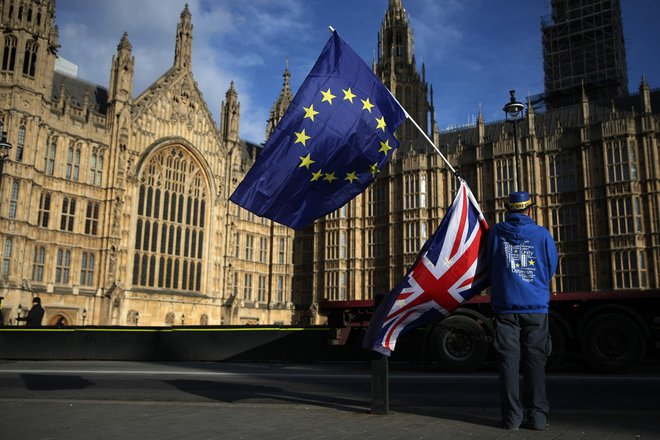 Britanska vlada je izrazila veliko razočaranje. FOTO: AFP/
