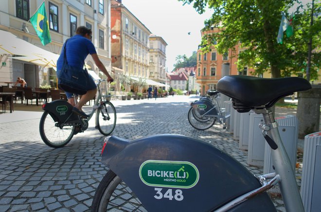 Od uvedbe sistema Bicikelj do zdaj so našteli 125.527 uporabnikov, ki so opravili že 4,8 milijona voženj. FOTO: Jože Suhadolnik/Delo