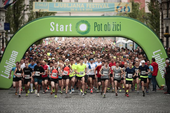 Tek trojk v Ljubljani je znova privabil obilo ljudi. FOTO: Uroš Hočevar