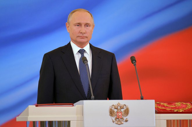 Putinu kritiki očitajo omejevanje dmeokracije v Rusiji.