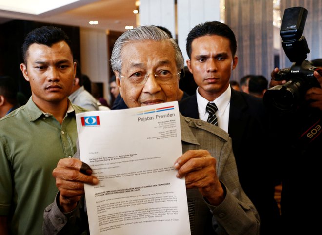 Mahathir Mohamad:&nbsp;&raquo;Želimo vrniti vladavino prava.&laquo; FOTO: Reuters